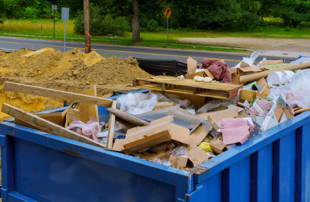 Best Yard Cleanup Services  in Petal, MS